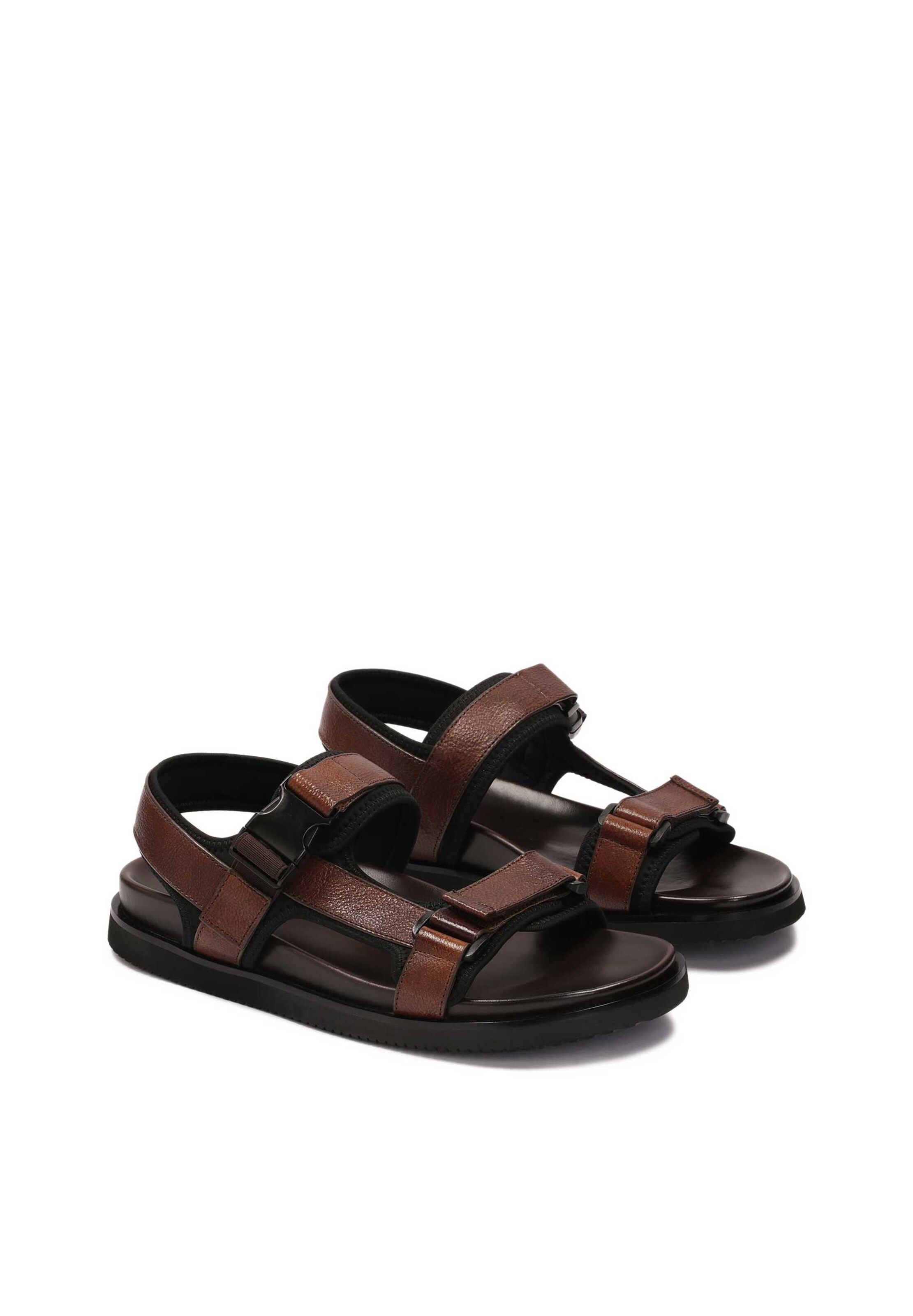 Kazar Sandal in Brown