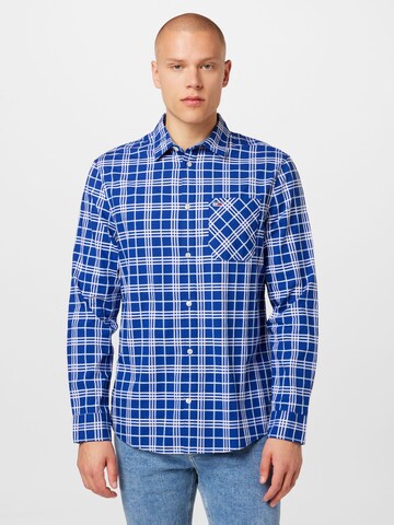 Tommy Jeans Regular fit Button Up Shirt in Blue: front