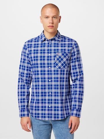 Tommy Jeans Regular fit Button Up Shirt in Blue: front