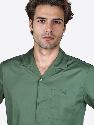 Coupe regular Chemise PIERRE CARDIN en vert