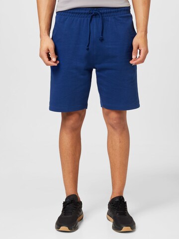 Hummel Regular Pants in Blue: front