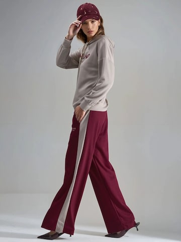 Hiccup - Fato de jogging em vermelho