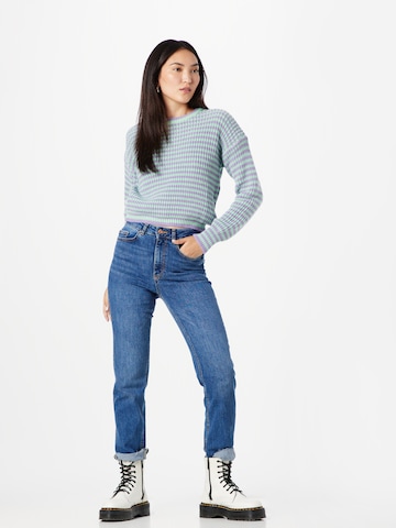 PIECES Tapered Jeans 'DELLY' i blå