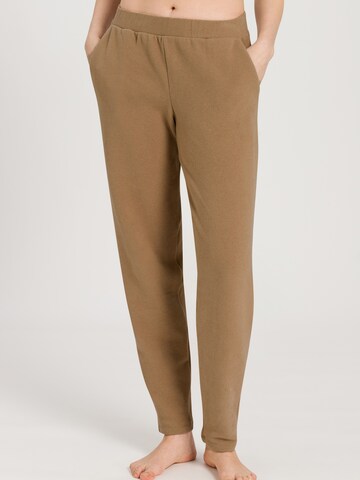 Regular Pantalon 'Easywear' Hanro en marron : devant