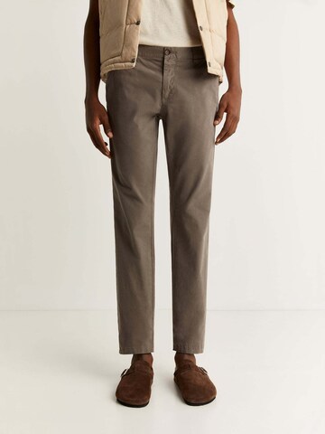 Regular Pantalon chino Scalpers en gris : devant