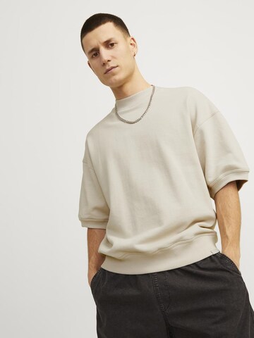 JACK & JONES Sweatshirt in Beige