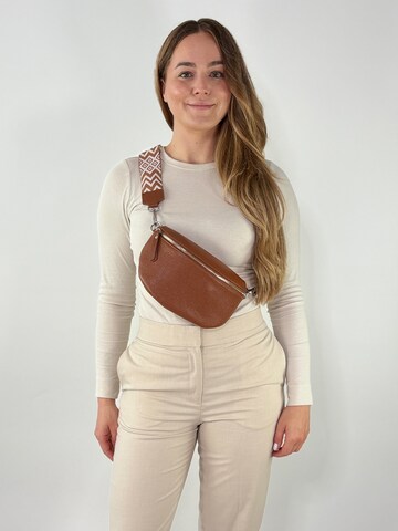 lePelou Gürteltasche 'THEA medium' in Braun