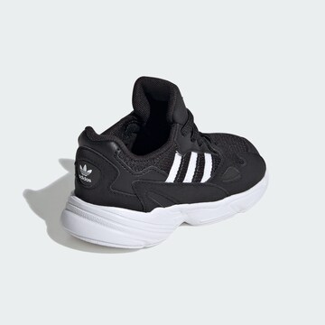 ADIDAS ORIGINALS Sneakers 'Falcon' i sort