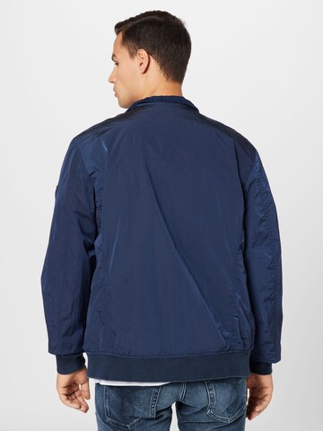 GUESS Between-Season Jacket in Blue