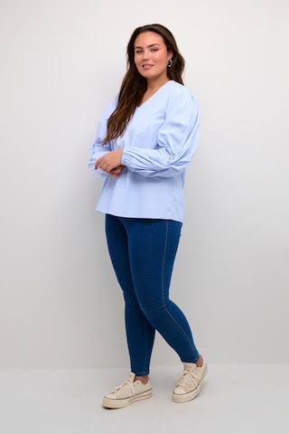 KAFFE CURVE Blouse 'Emmi ' in Blauw