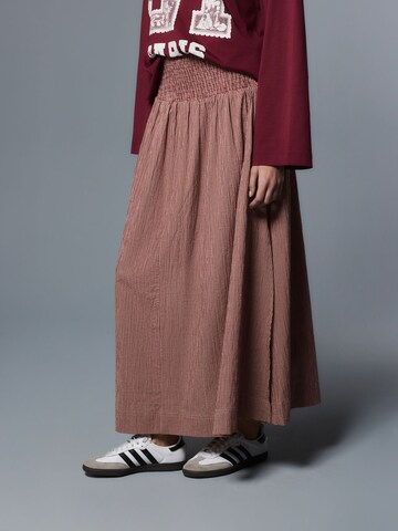 Next Krilo | rjava barva: sprednja stran