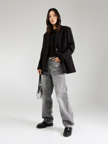 s.Oliver Blouse in Black