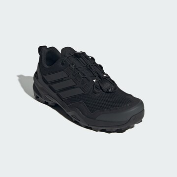 ADIDAS TERREX Χαμηλό παπούτσι 'Skychaser' σε μαύρο