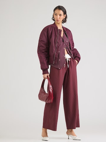 Hailys - Perna larga Calças 'Cl44eona' em vermelho