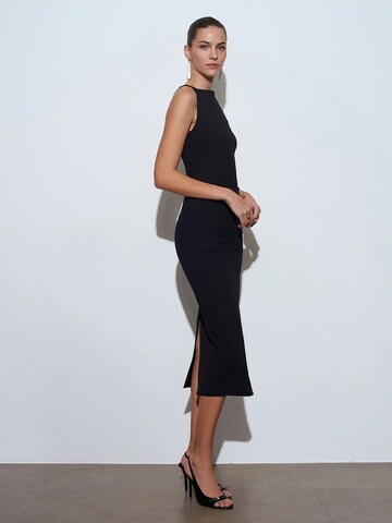 Dilvin Dress 'Midi' in Black