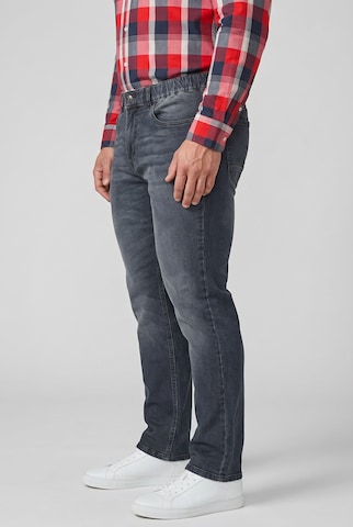 Men Plus Regular Jeans in Black