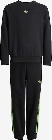 ADIDAS ORIGINALS - Ropa para correr 'Crew Set' en negro: frente