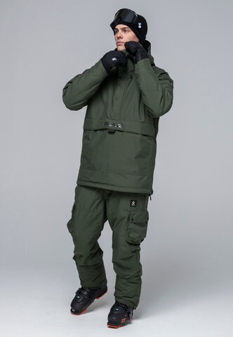 BULA Regular Workout Pants in Green