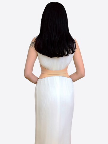 Haute Cuir Belt 'Crescent Corset Belt' in Beige