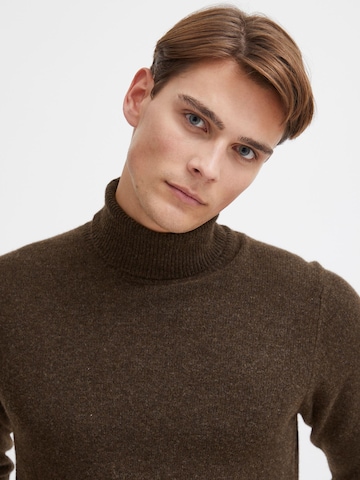 Casual Friday Trui 'Karl' in Bruin