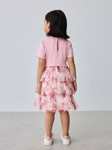 Robe Baker by Ted Baker en rose