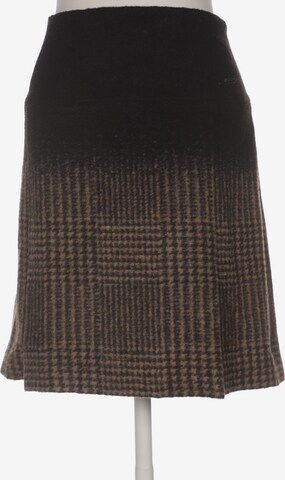 apriori Skirt in L in Brown: front