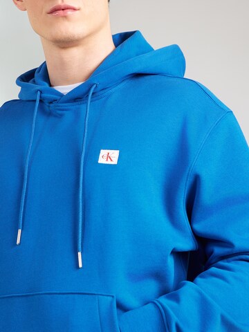 Calvin Klein Jeans Sweatshirt i blå