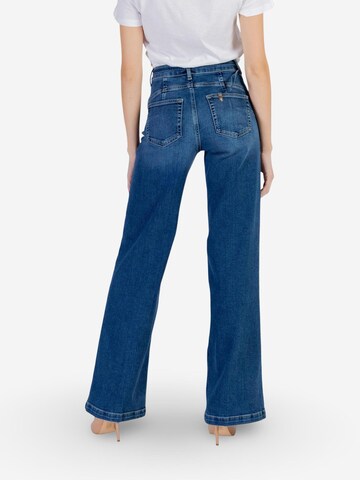 Liu Jo Bootcut Jeans 'B.UP GOOD FLARE H.W. UA6160 D0264' in Blauw