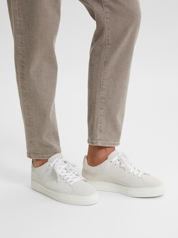 SELECTED HOMME Sneakers low 'David' i grå