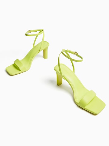 Sandales à lanières Bershka en vert