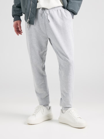 Regular Pantalon 'Eymen' ABOUT YOU en gris : devant