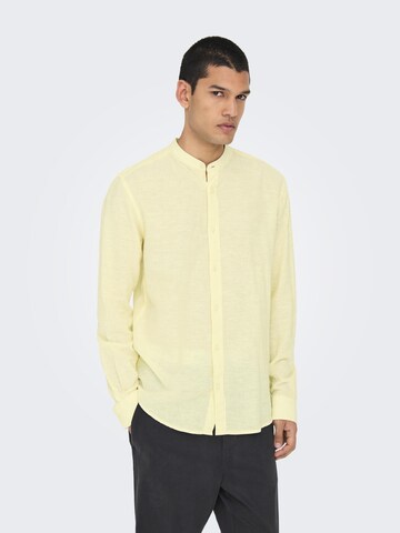 Coupe slim Chemise 'Caiden' Only & Sons en jaune