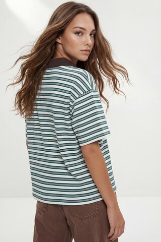 Trendyol Shirt in Blauw