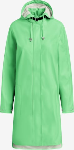 ILSE JACOBSEN Raincoat in Green: front