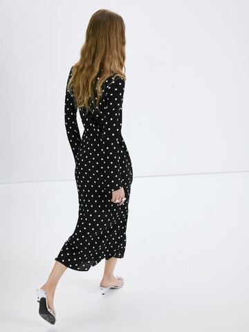 MANGO Kjole 'Alegru' i sort