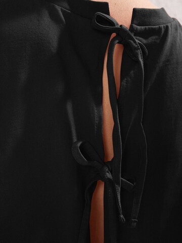 T-shirt Trendyol en noir