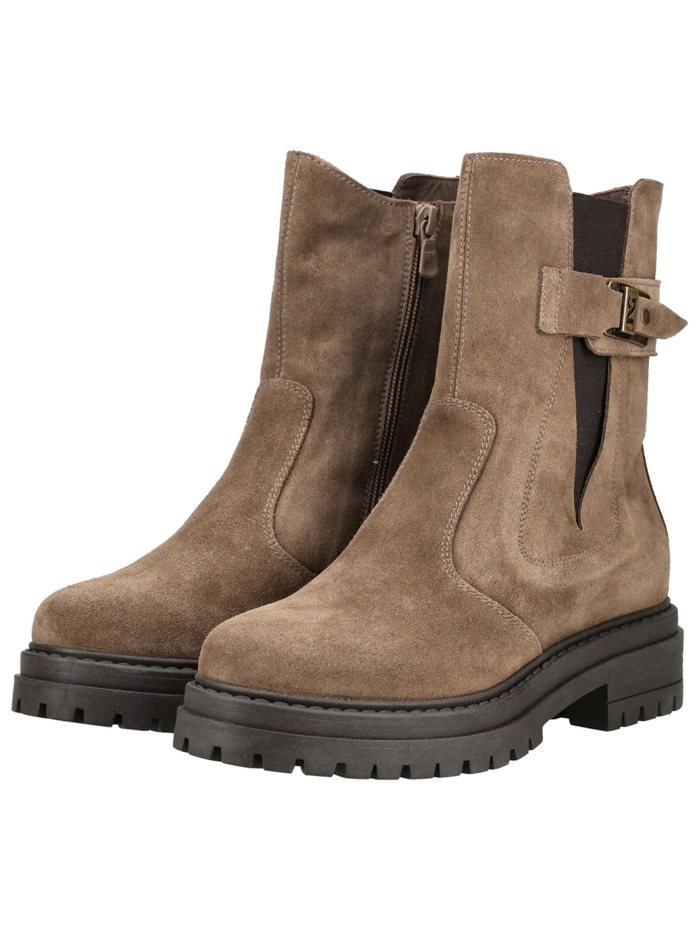 Nero Giardini Ankle Boots in Brown