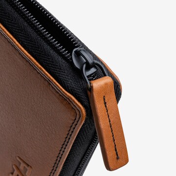 Farmhood Wallet in Brown