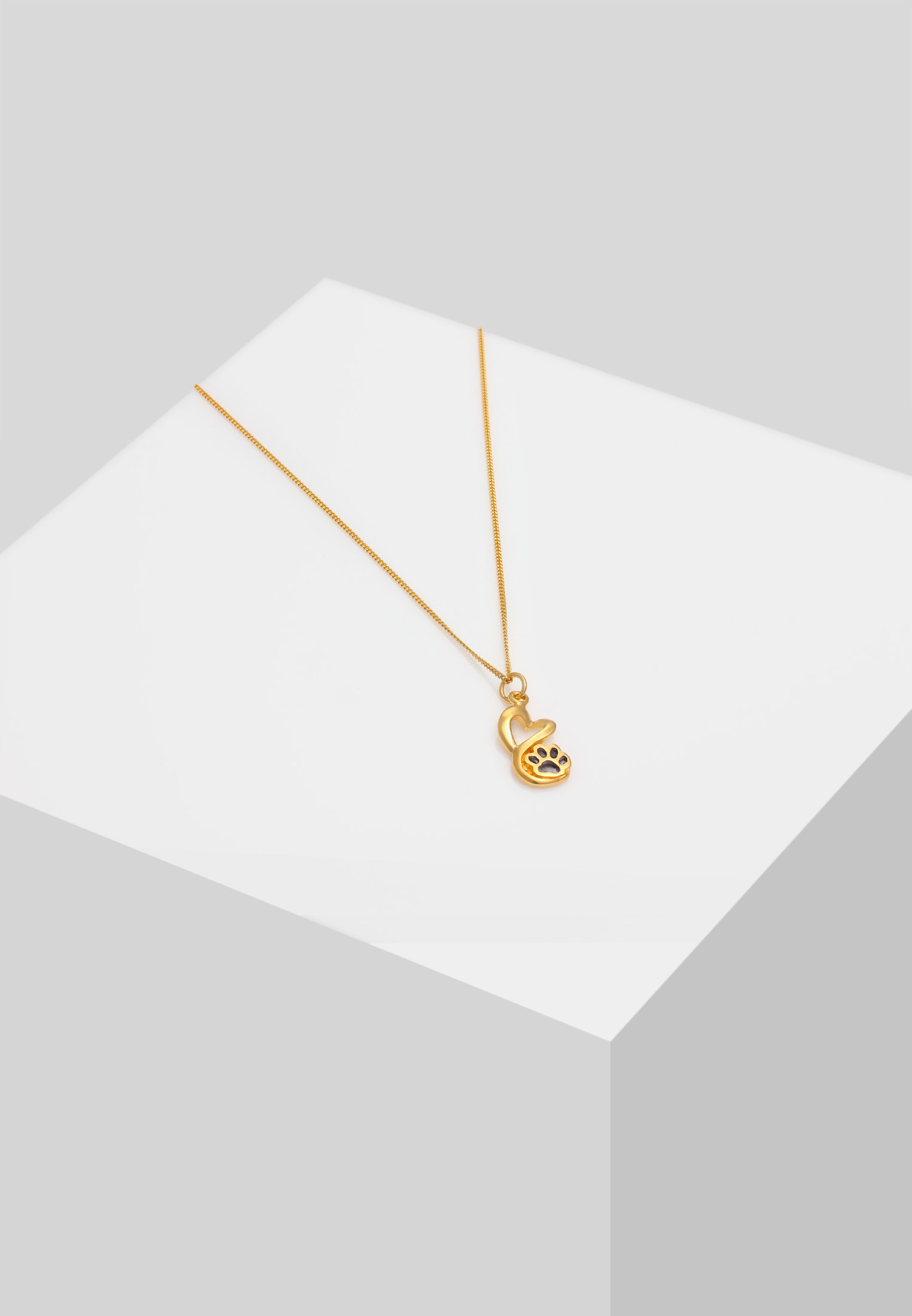 Nenalina Necklace in Gold