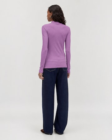 Tricou 'Manon' de la EDITED pe mov