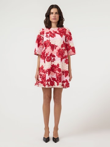 YAS - Vestido 'FLIGO' en rosa