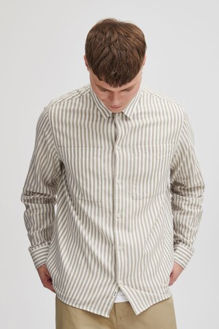 !Solid - Regular Fit Camisa em bege: frente