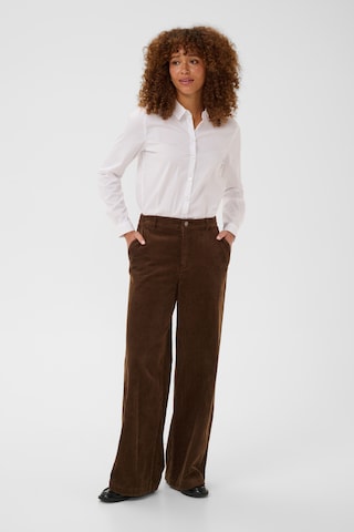 Kaffe - Pierna ancha Pantalón 'Sella' en marrón
