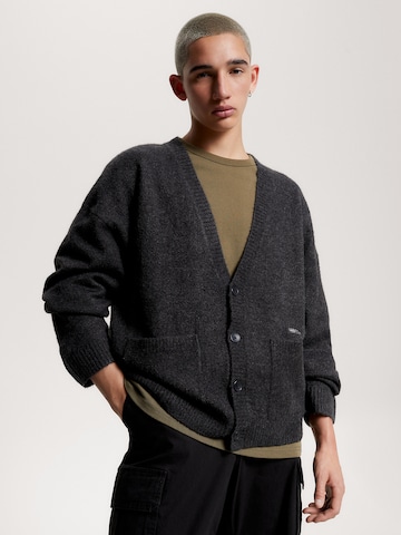 Tommy Jeans Knit Cardigan 'Essential' in Black: front