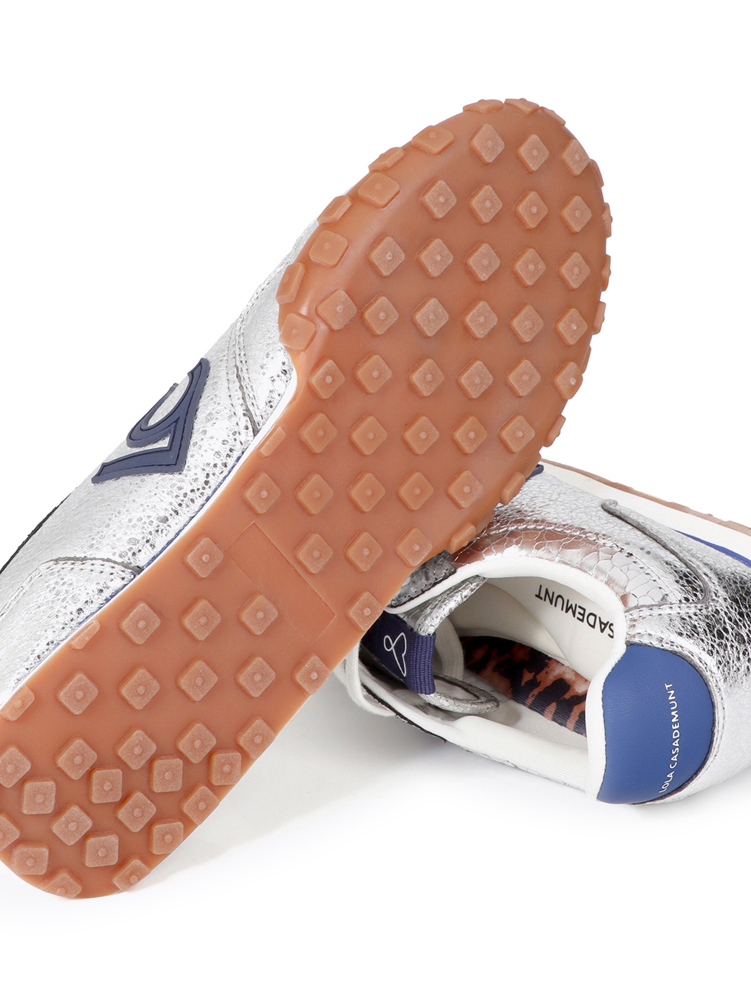 Baskets basses Lola Casademunt en argent