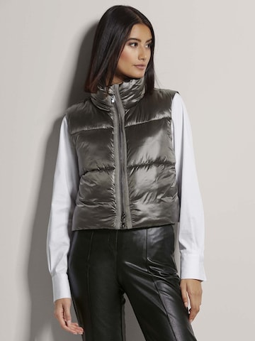 Gilet MADELEINE en gris : devant