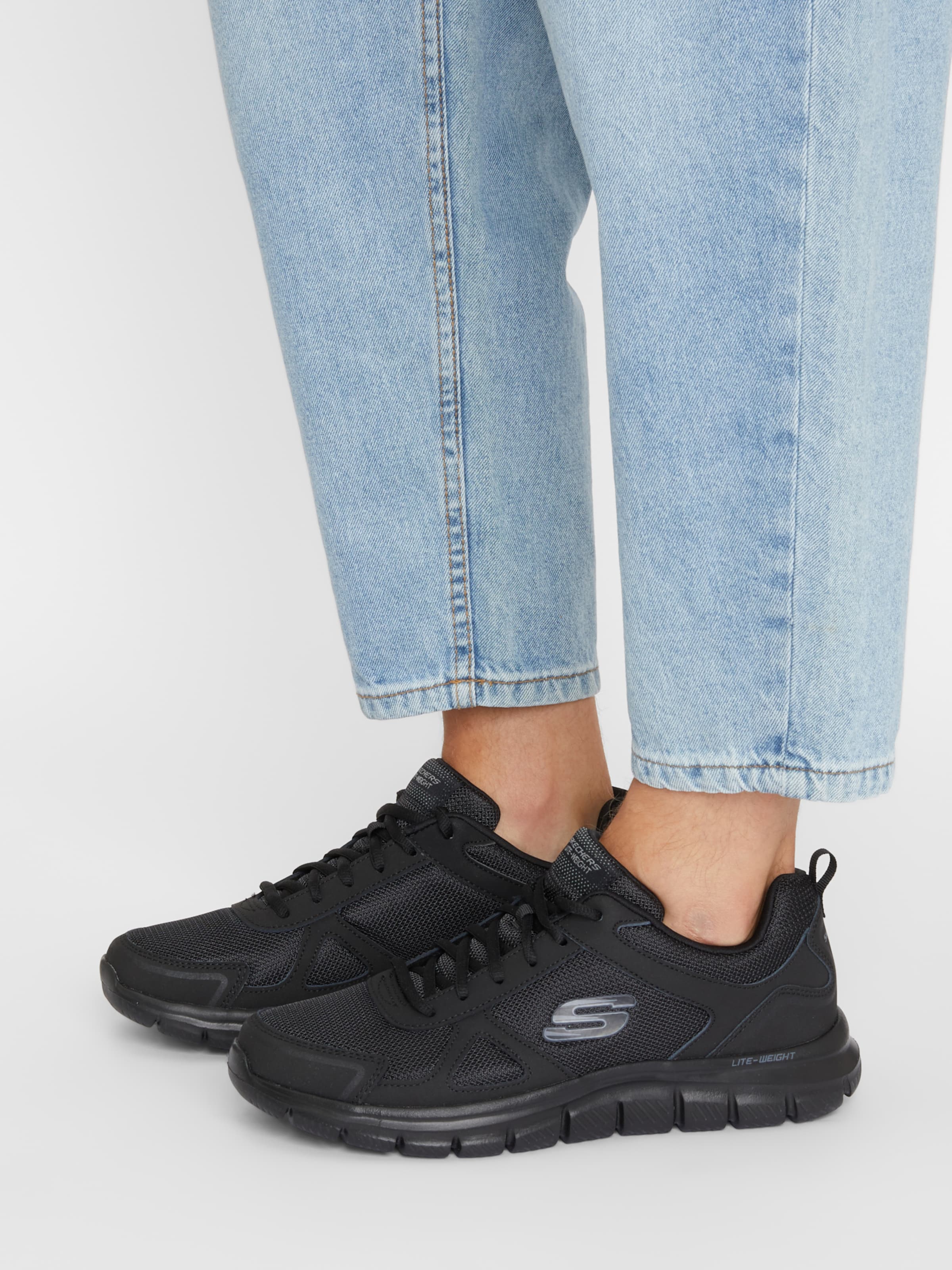 About you sales skechers