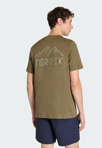 T-Shirt fonctionnel 'Mountain' ADIDAS TERREX en vert : devant