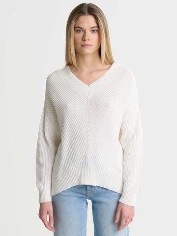 BIG STAR Sweater 'CYNTIANA' in White: front