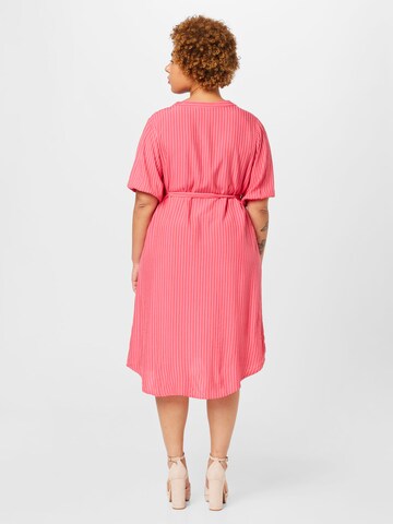 ONLY Carmakoma - Vestido camisero en rosa